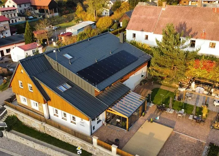 Adler Police nad Metují